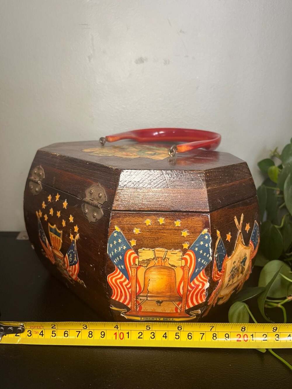 Vintage 1976 Bicentennial Wooden Box Purse Liberty Bell Decoupage Red Handle - Picture 4 of 6